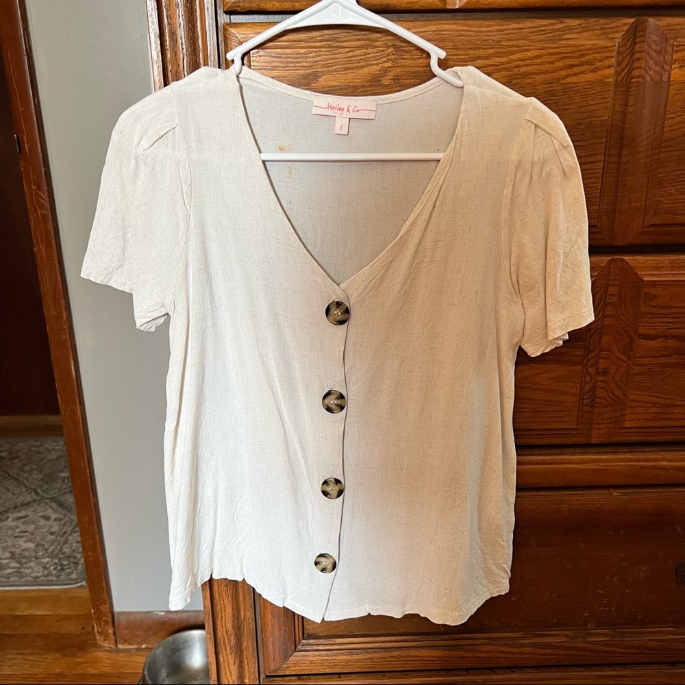 Cream button top - Hailey & Co